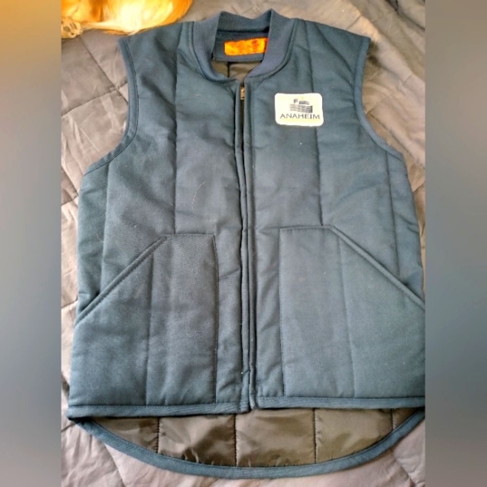 Men's puffer vest